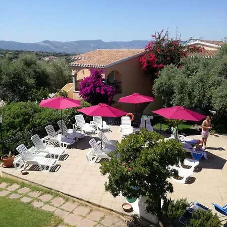 The Fantastic Residenza Badus 1 Bedroom Sleeps 4 No0811m Apartmán Badesi