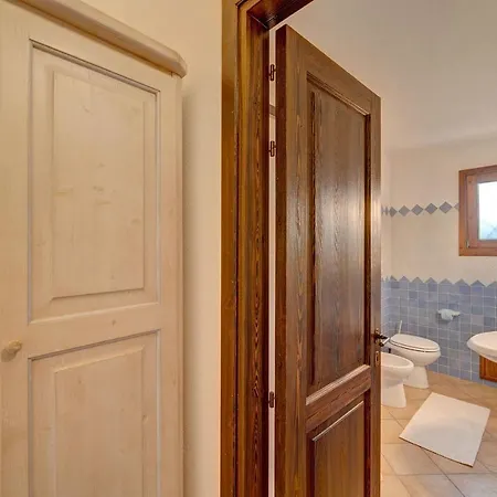 The Fantastic Residenza Badus 1 Bedroom Sleeps 4 No0811m *