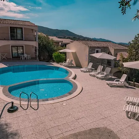 The Fantastic Residenza Badus 1 Bedroom Sleeps 4 No0811m * Badesi