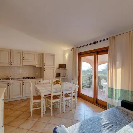 Apartmán The Fantastic Residenza Badus 1 Bedroom Sleeps 4 No0811m
