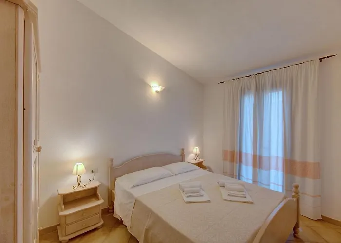 The Fantastic Residenza Badus 1 Bedroom Sleeps 4 No0811m * Badesi