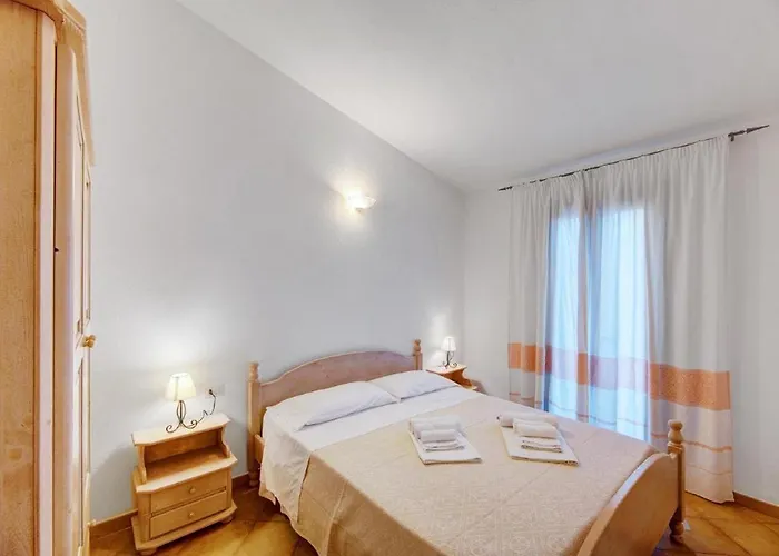 The Fantastic Residenza Badus 1 Bedroom Sleeps 4 No0811m Apartamento Badesi