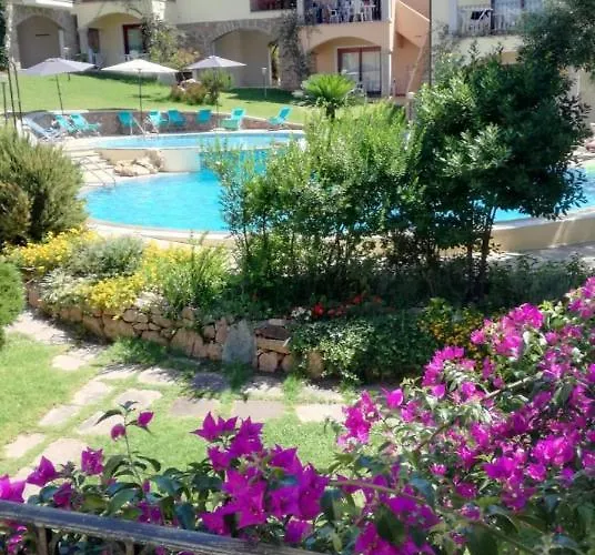 The Fantastic Residenza Badus 1 Bedroom Sleeps 4 No0811m Apartamento