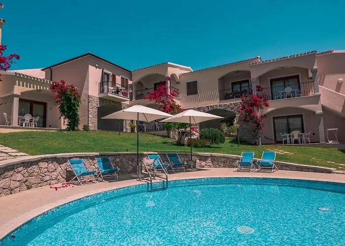 The Fantastic Residenza Badus 1 Bedroom Sleeps 4 No0811m *