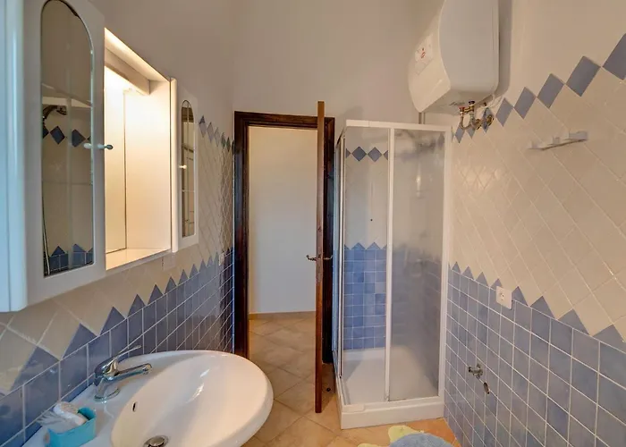 The Fantastic Residenza Badus 1 Bedroom Sleeps 4 No0811m Apartamento *